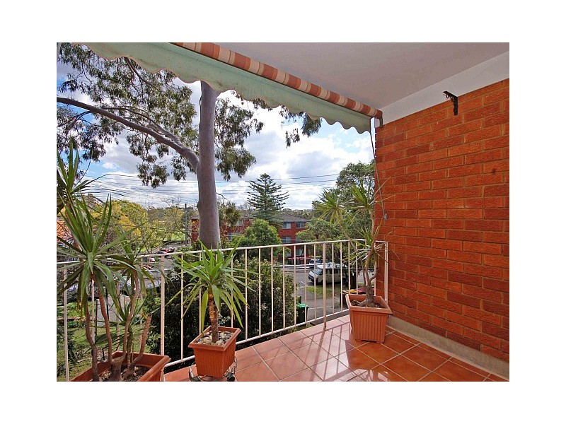 2/37 Meadow Cres, Meadowbank NSW 2114