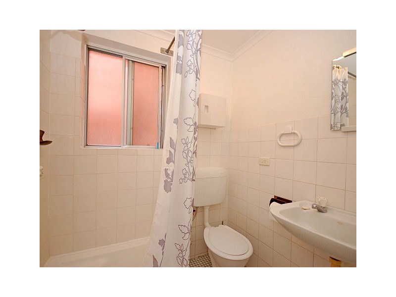 5/18 Bank St, Meadowbank NSW 2114