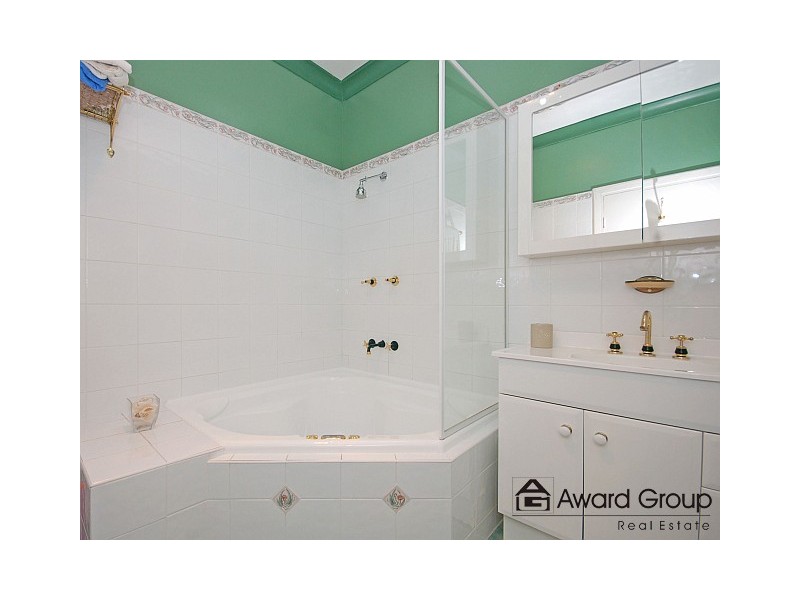 20 Saunders Road, Ermington NSW 2115