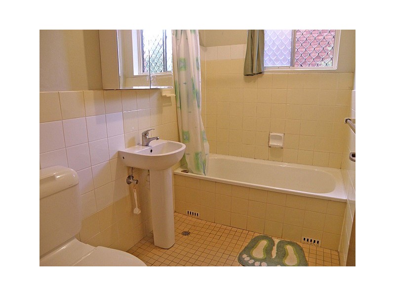 2/38 Meadow Cres, Meadowbank NSW 2114