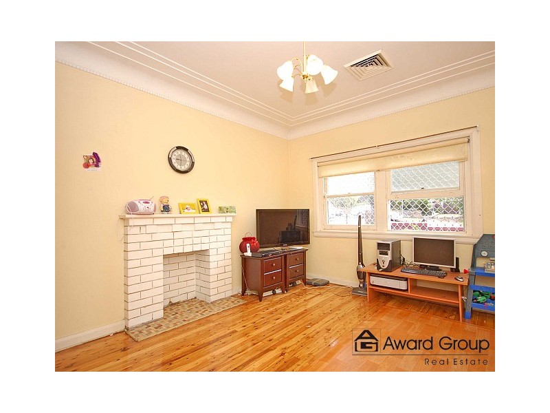 24 Dickson Avenue, West Ryde NSW 2114