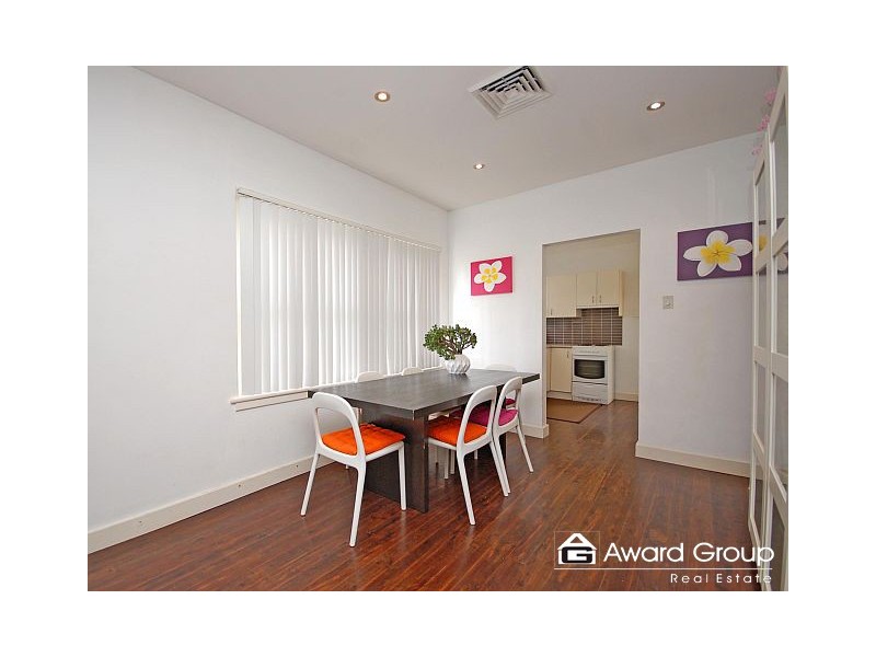 102 North Road, Denistone East NSW 2112