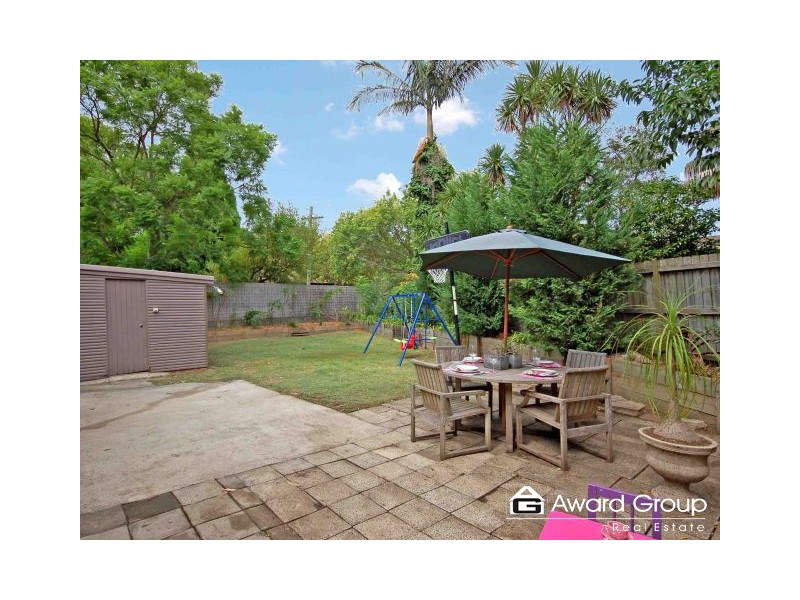 102 North Road, Denistone East NSW 2112
