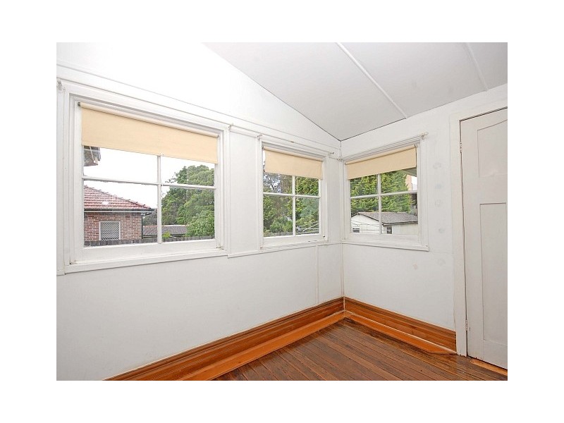 24 Dickson Ave, West Ryde NSW 2114
