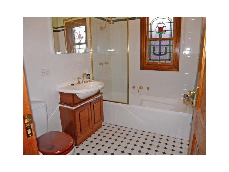 95 North Road, Ryde NSW 2112