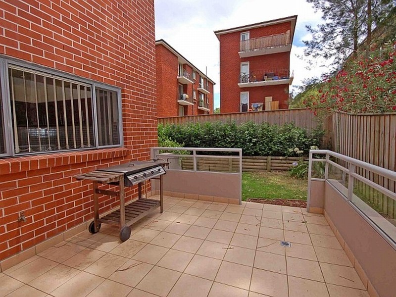 2/11-13 Station Street, West Ryde NSW 2114