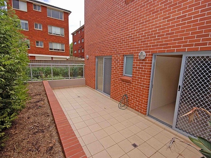 2/11-13 Station Street, West Ryde NSW 2114