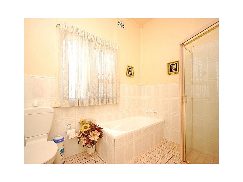 33 Federal Road, West Ryde NSW 2114