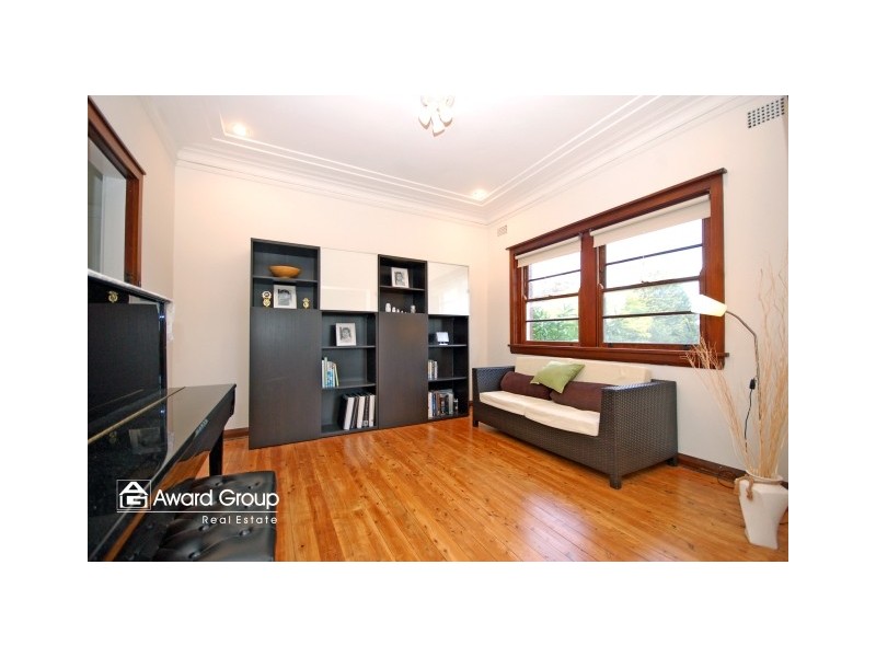 70 Russell Street, Denistone East NSW 2112