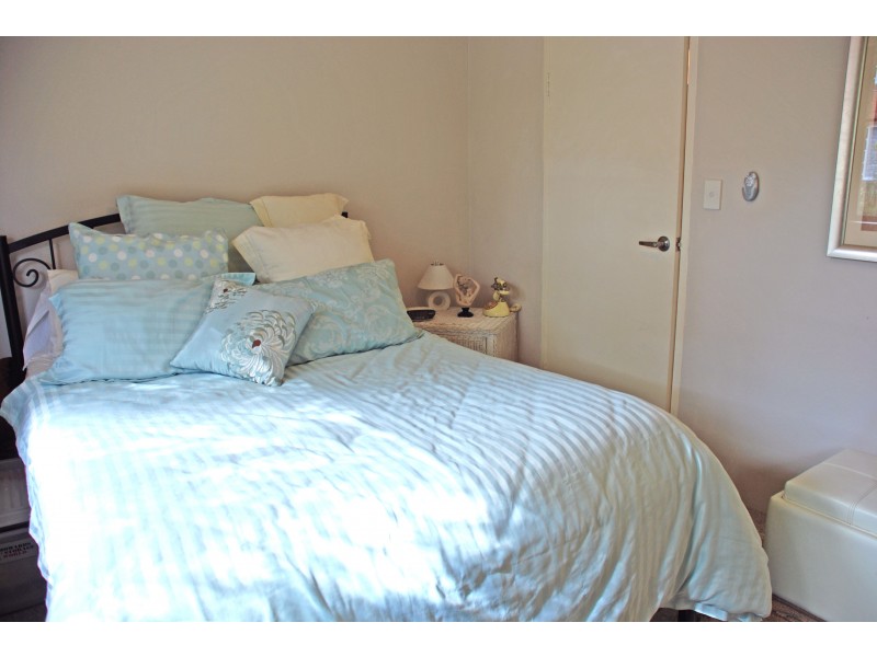 2/6 Bank Street, Meadowbank NSW 2114