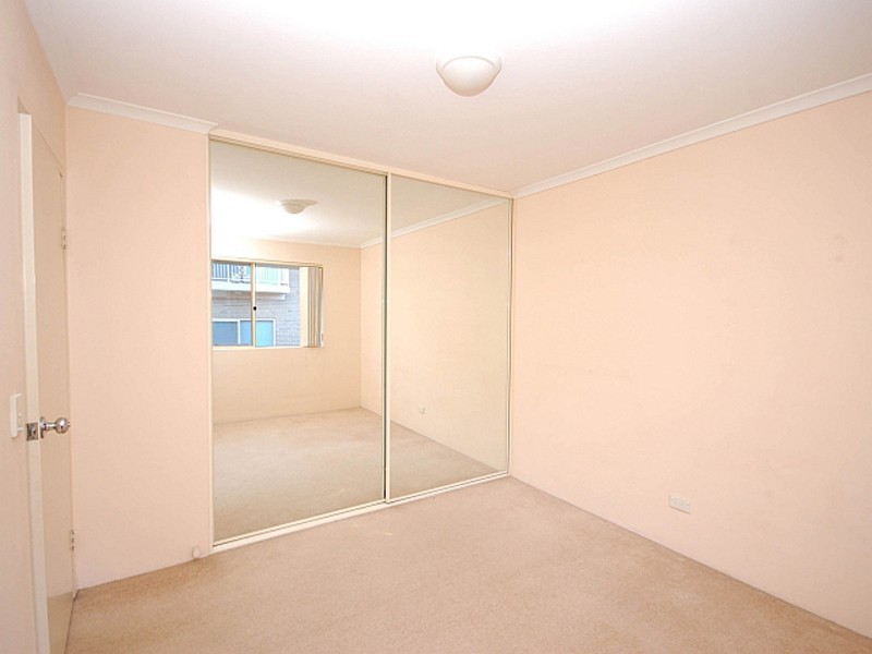 23/94-116 Culloden Road, Marsfield NSW 2122