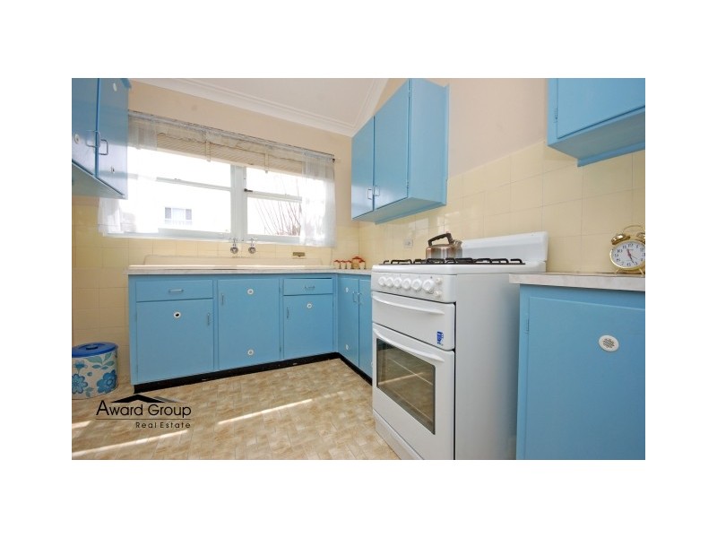 43 Osgathorpe Rpad, Gladesville NSW 2111