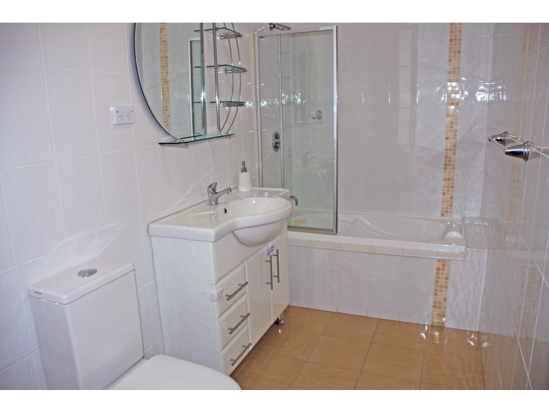 17/38-42 Wynyard street, Guildford NSW 2161