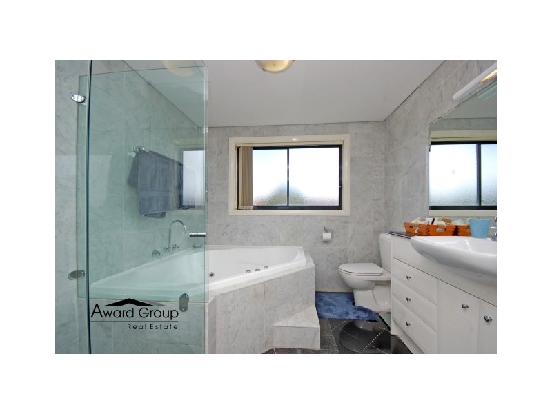 20/4 Taylors Drive, Lane Cove NSW 2066