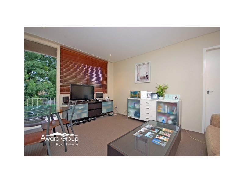 16/38 Meadow Cres, Meadowbank NSW 2114