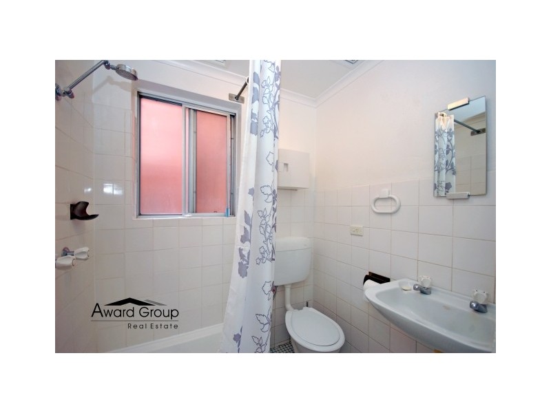 5/18 Bank Street, Meadowbank NSW 2114