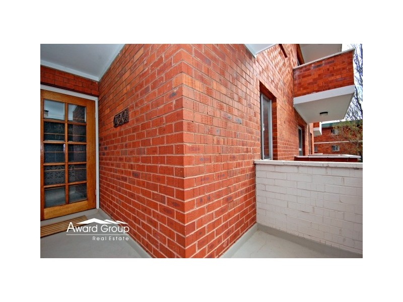 5/18 Bank Street, Meadowbank NSW 2114