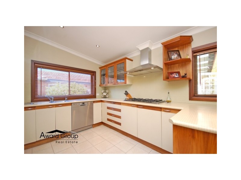 16 Lancaster Avenue, Melrose Park NSW 2114