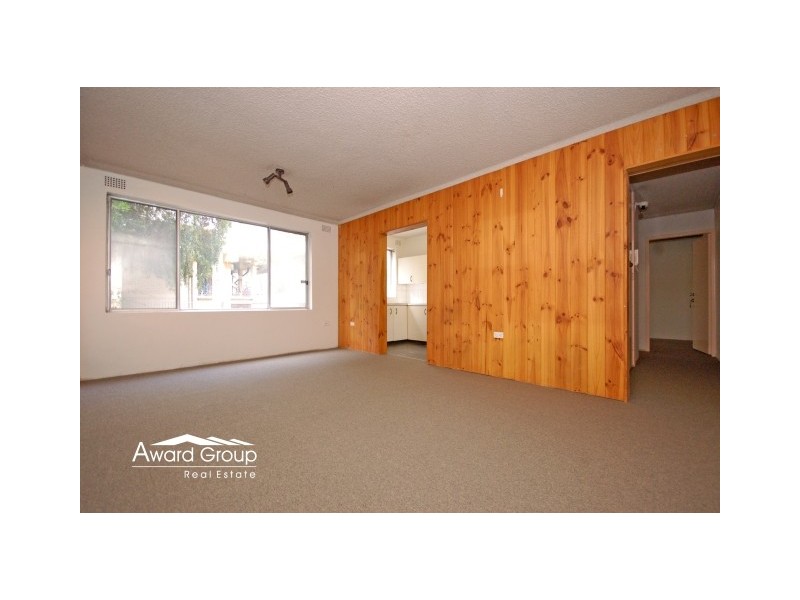 2/15 Bank Street, Meadowbank NSW 2114