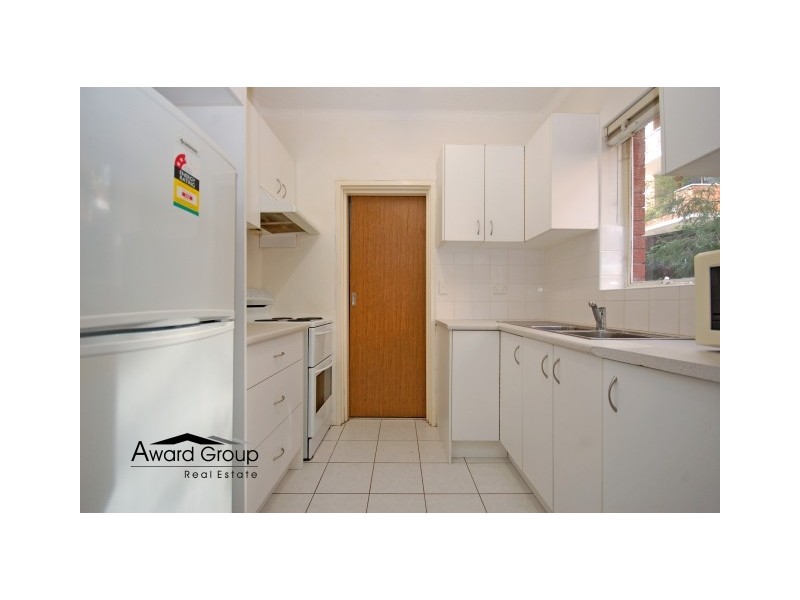 2/35 Meadow Cres, Meadowbank NSW 2114