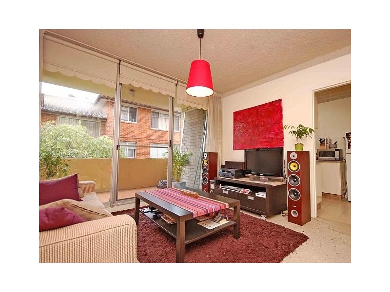 3/13 Bank Street, Meadowbank NSW 2114