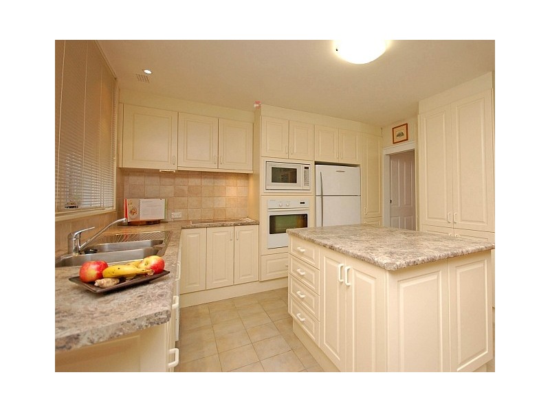 15 Panaview Cres, North Rocks NSW 2151