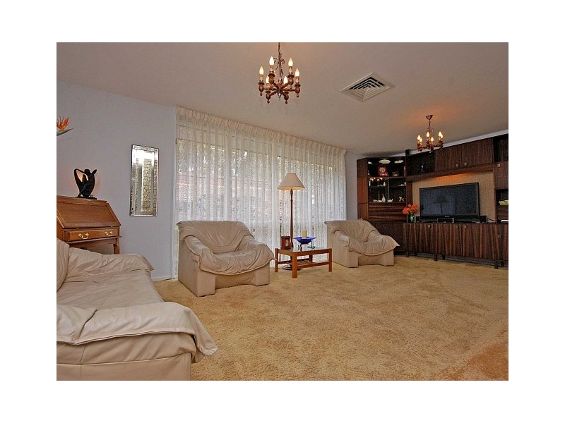 15 Panaview Cres, North Rocks NSW 2151