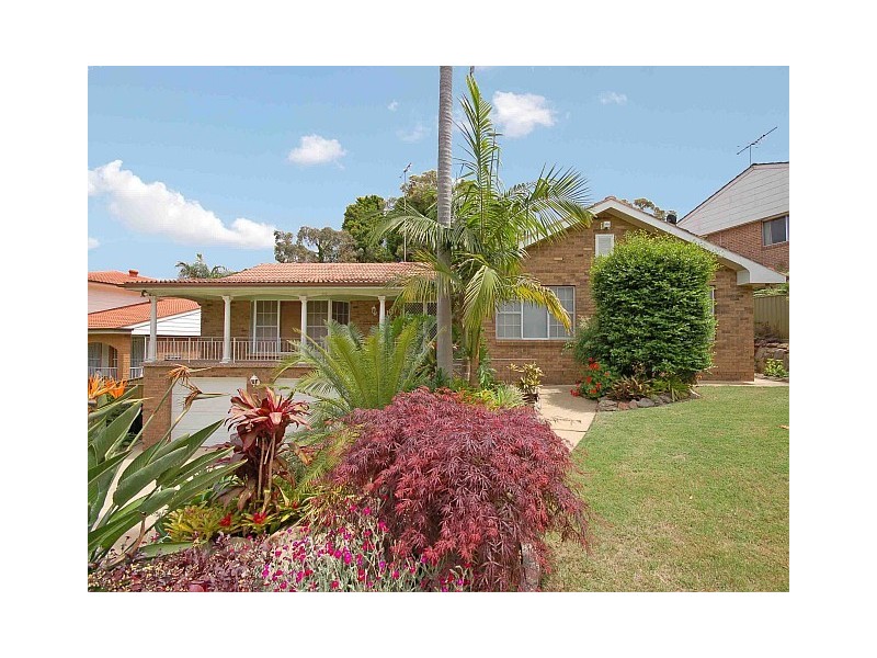 16 Panaview Cres, North Rocks NSW 2151