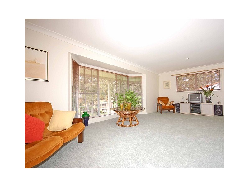 16 Panaview Cres, North Rocks NSW 2151