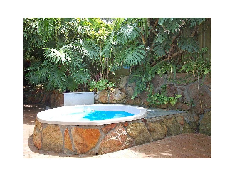 16 Panaview Cres, North Rocks NSW 2151