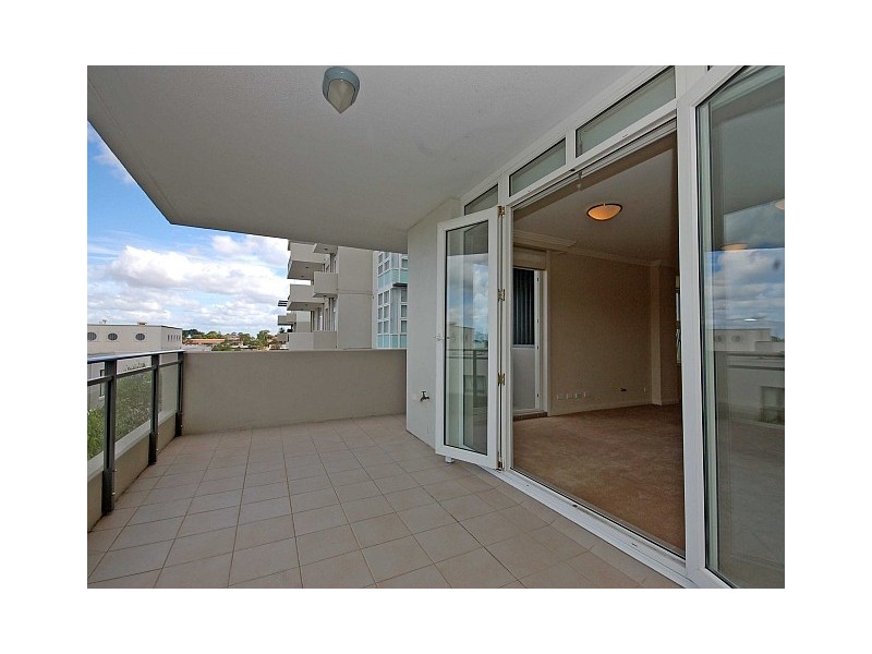 17/23 Angas Street, Meadowbank NSW 2114