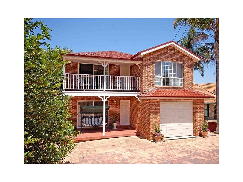 84 Constitution Road, Meadowbank NSW 2114