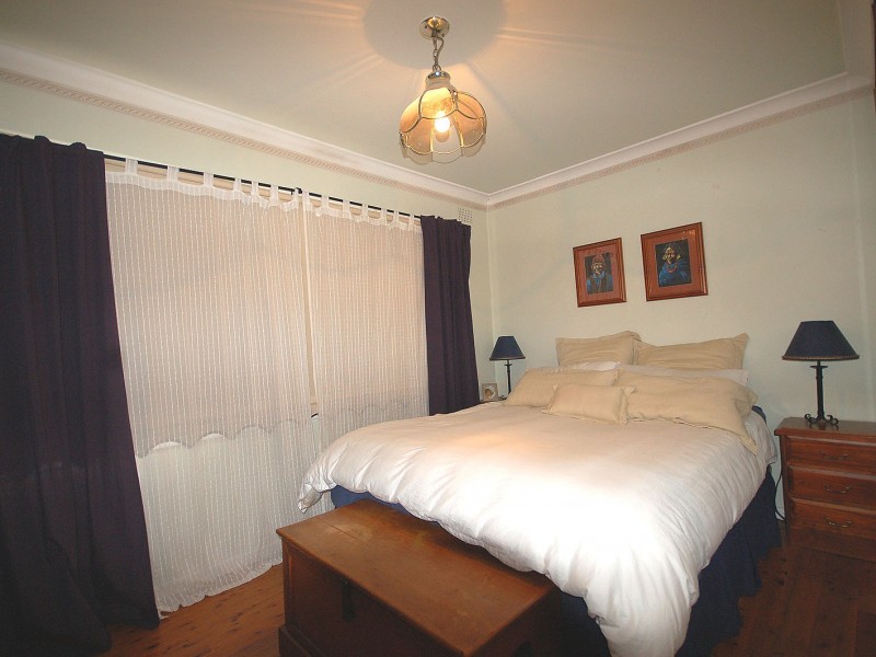 8A Anzac Avenue, Denistone NSW 2114