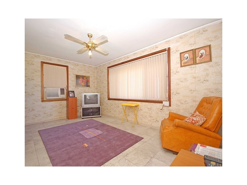 19 Hinkler Street, Ermington NSW 2115