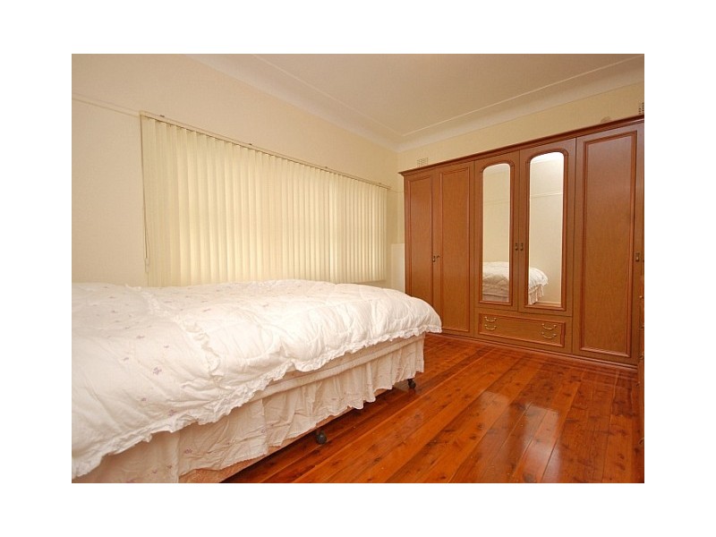 21 Lambert Avenue, Ermington NSW 2115