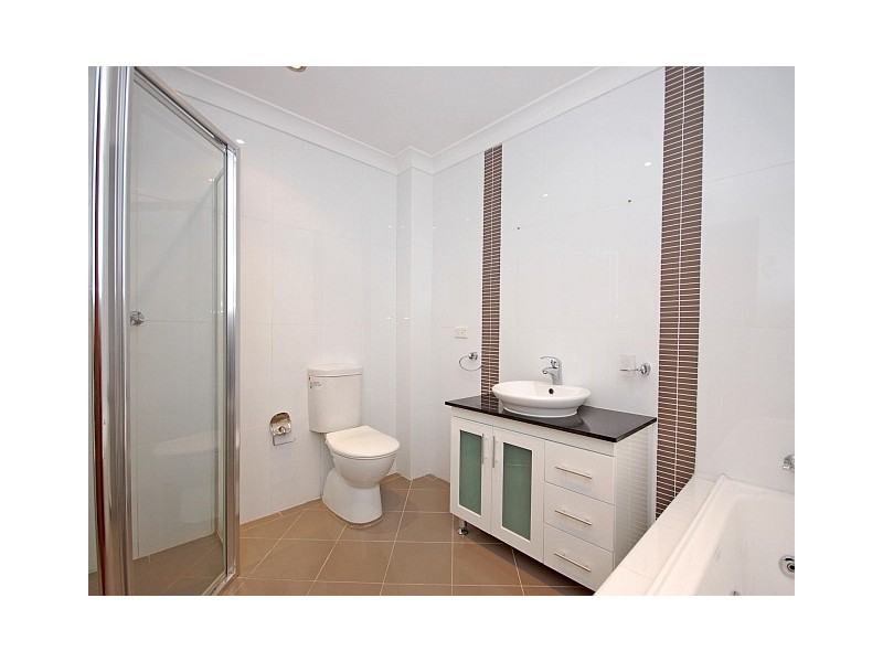 2/718-722 Victoria Road, Ermington NSW 2115