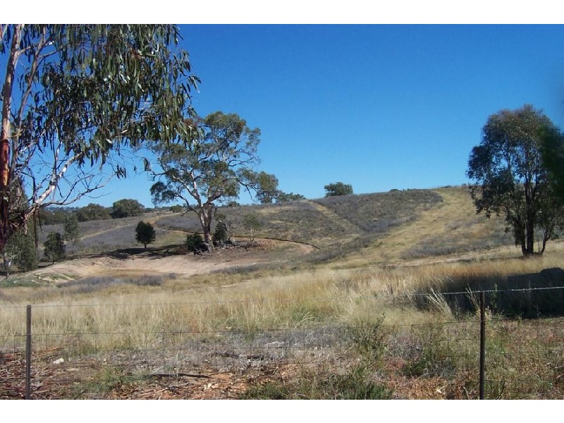 39 Tout Place, Young NSW 2594