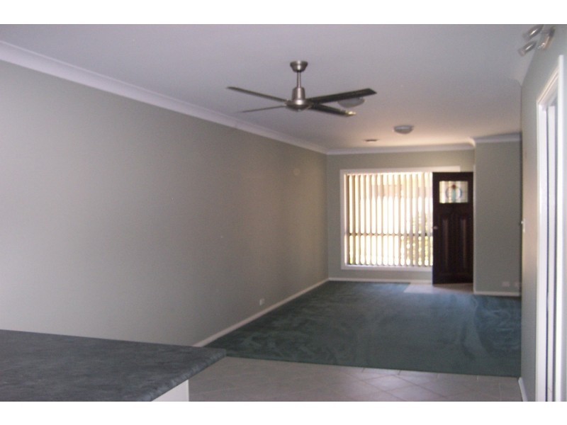 2/48 NASMYTH STREET, Young NSW 2594