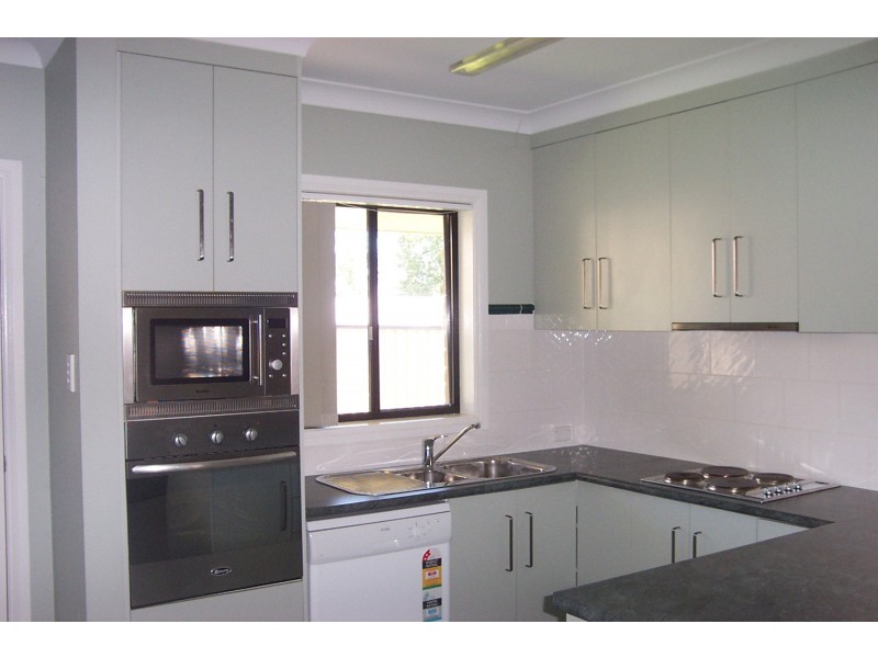 2/48 NASMYTH STREET, Young NSW 2594