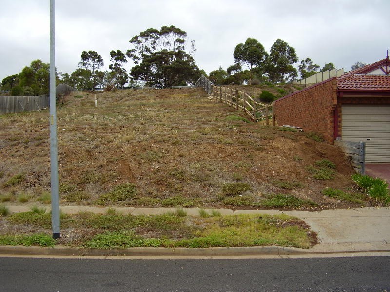 20 Rosehill Drive, Bacchus Marsh VIC 3340