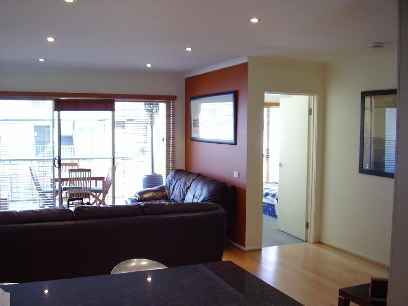 21/4 Wests Road, Maribyrnong VIC 3032