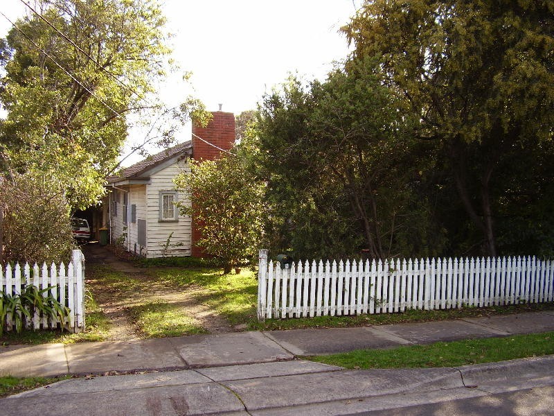 1 Central Avenue, Boronia VIC 3155