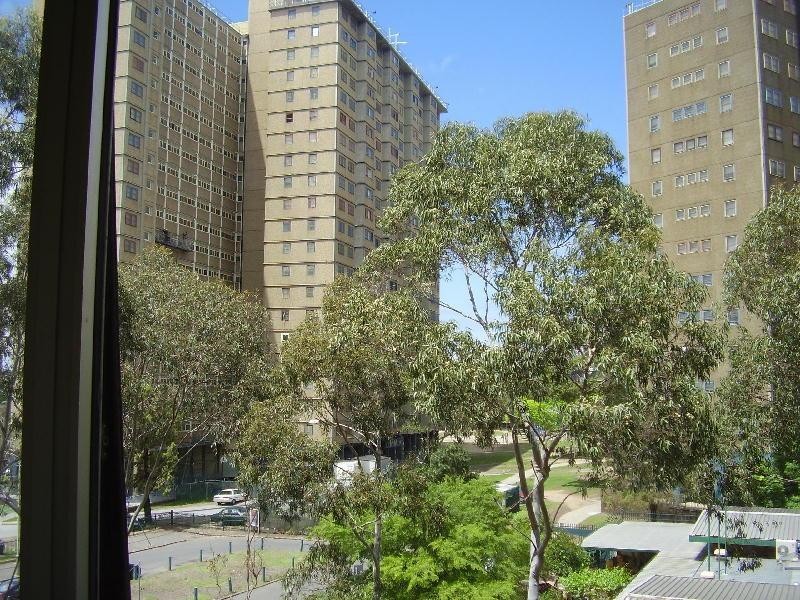 Carlton VIC 3053