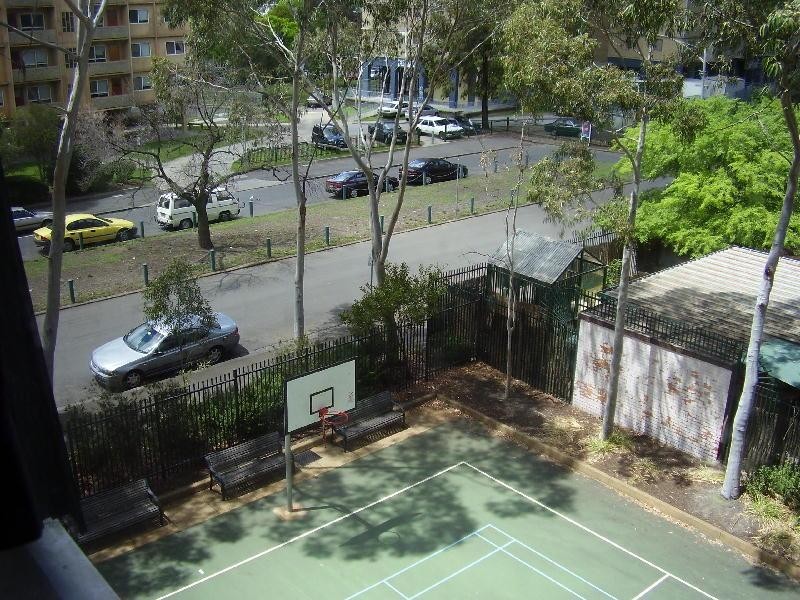 Carlton VIC 3053