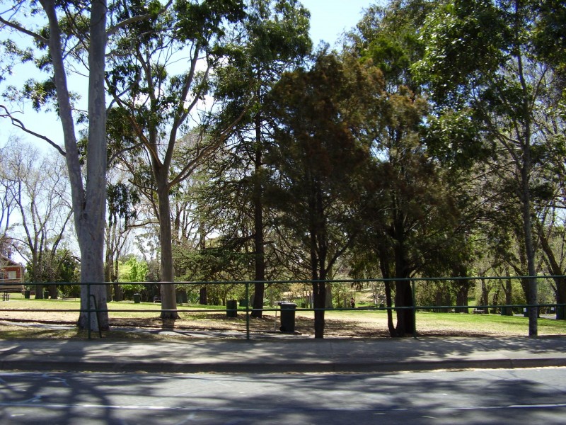 Coburg VIC 3058
