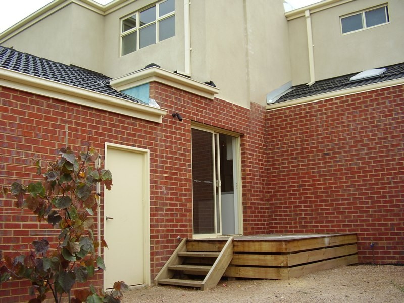 300 Liberty Pde, Heidelberg West VIC 3081