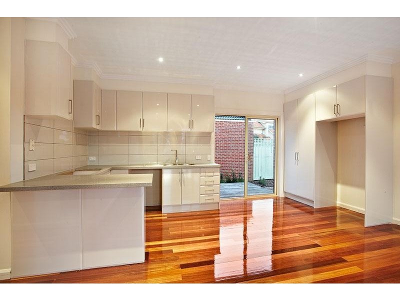 300 Liberty Pde, Heidelberg West VIC 3081