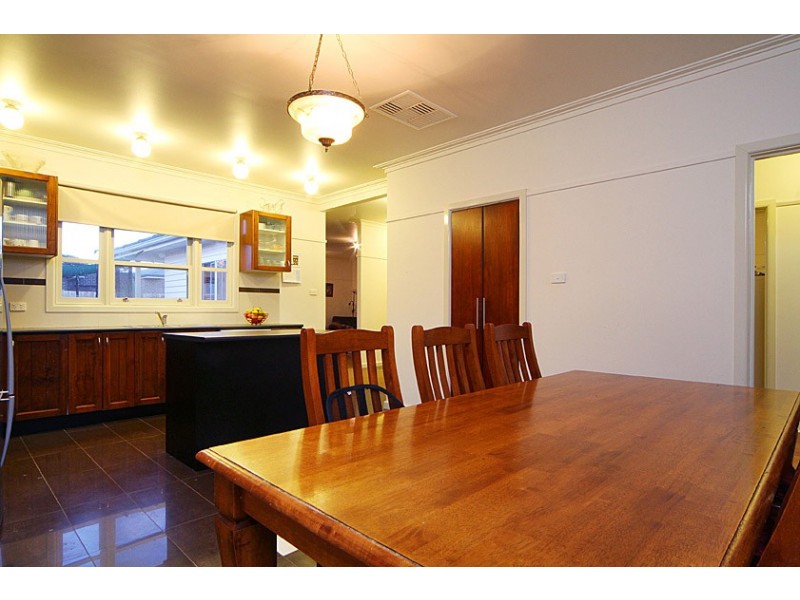 184 Melbourne Ave, Glenroy VIC 3046