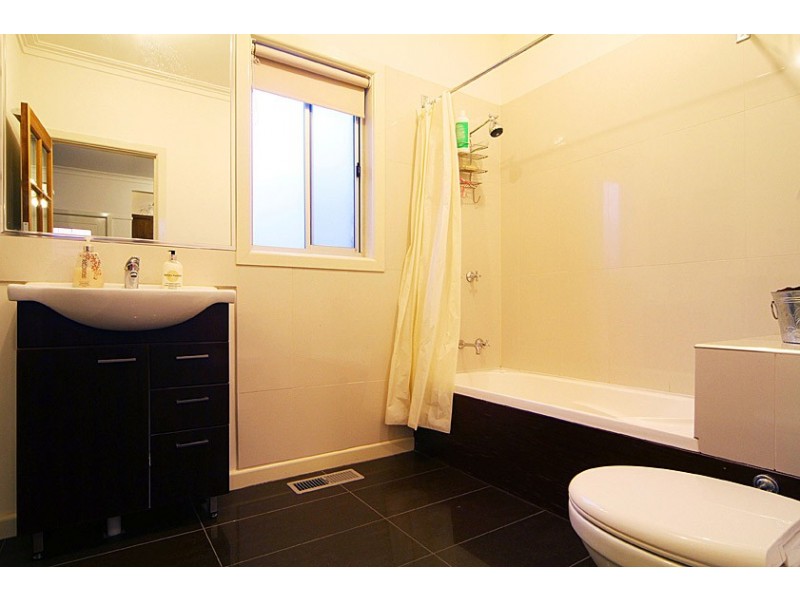 184 Melbourne Ave, Glenroy VIC 3046