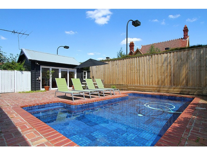 9 Banool Ave, Kew VIC 3101
